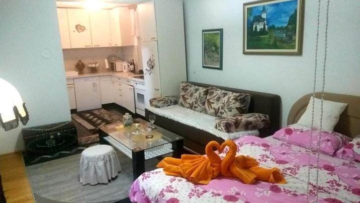 Apartmani Gs ***** Zavidovici Exteriér fotografie