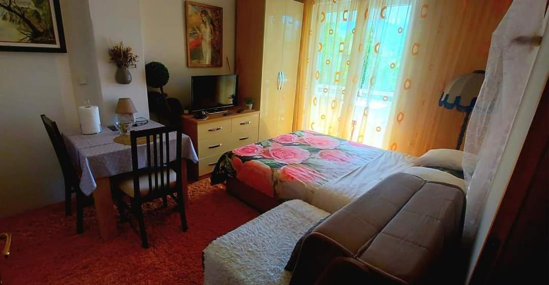 Apartmani Gs ***** Zavidovici Exteriér fotografie