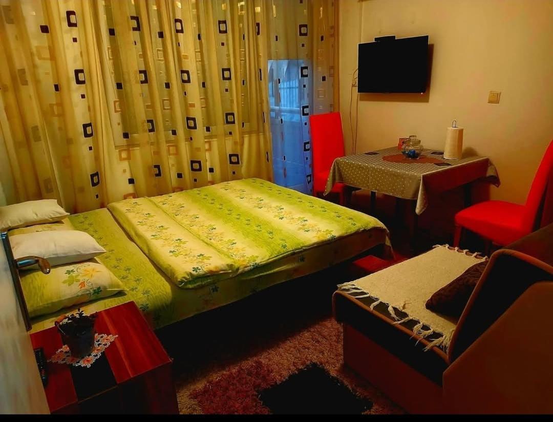 Apartmani Gs ***** Zavidovici Exteriér fotografie