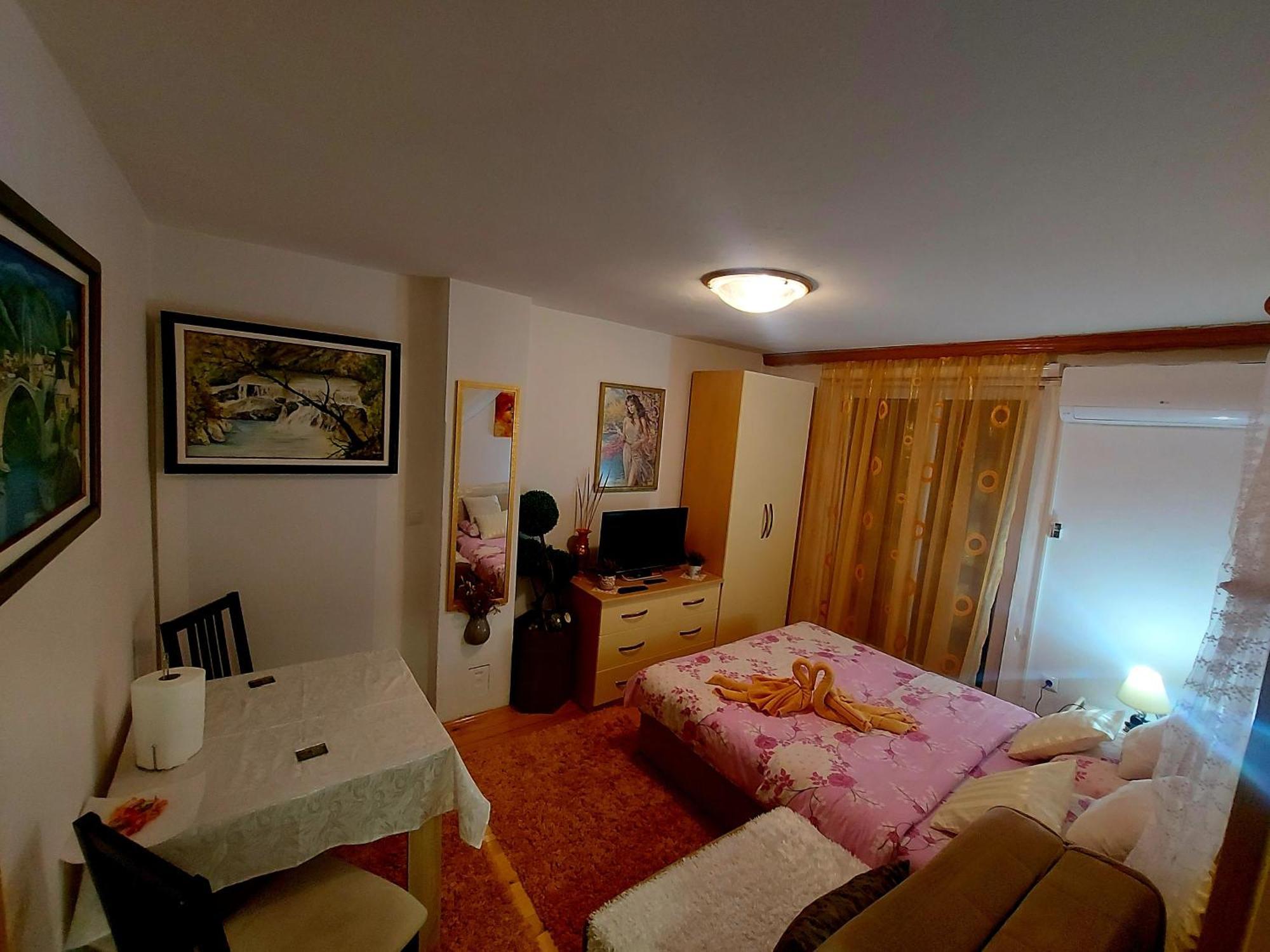Apartmani Gs ***** Zavidovici Exteriér fotografie
